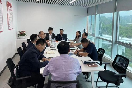 學校相關部門赴深圳考察調研
